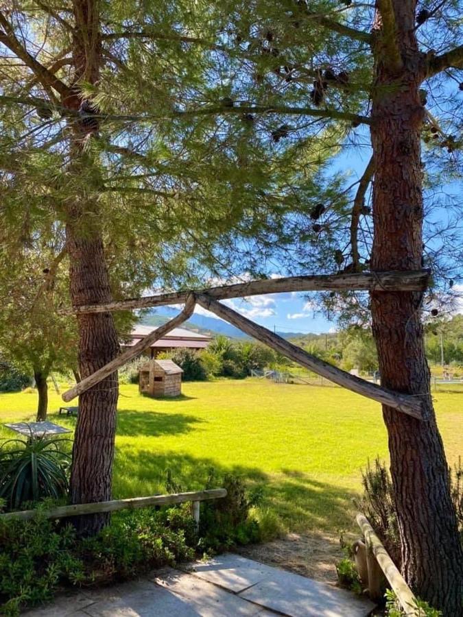 Agriturismo Su Niu Uta Екстериор снимка