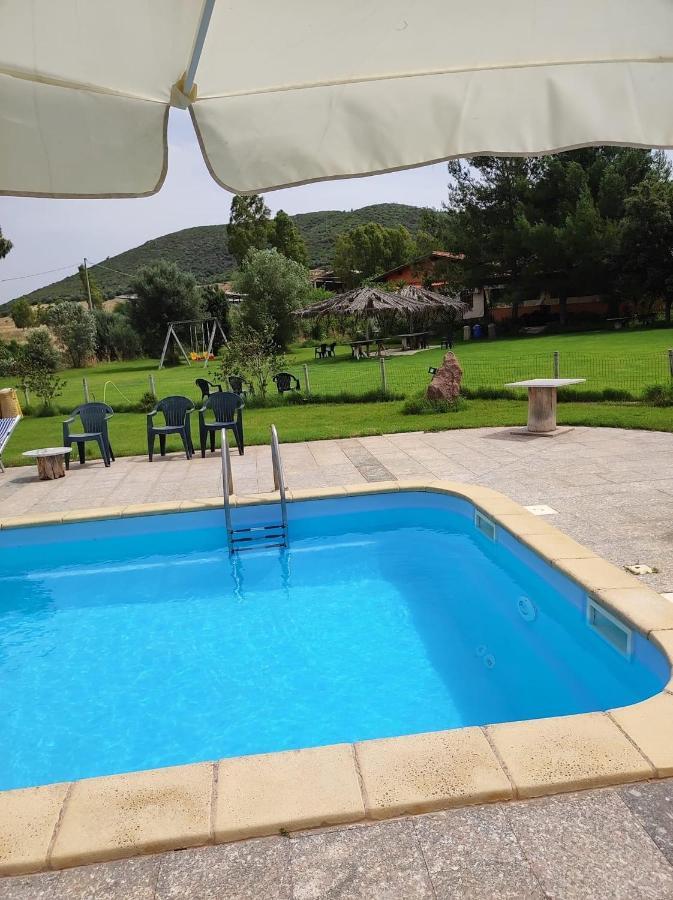 Agriturismo Su Niu Uta Екстериор снимка